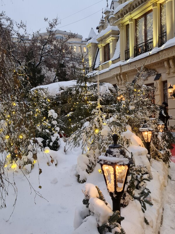 Москва новогодняя. Трехпрудный переулок. - Надежда Лаптева Москва новогодняя. Трехпрудный переулок. - Надежда Лаптева