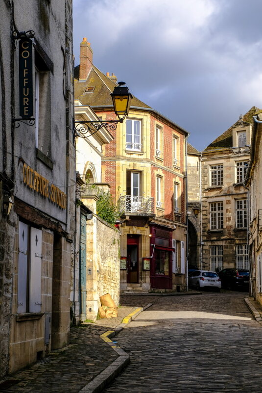 переулка г. Санлис (Senlis) - Георгий А