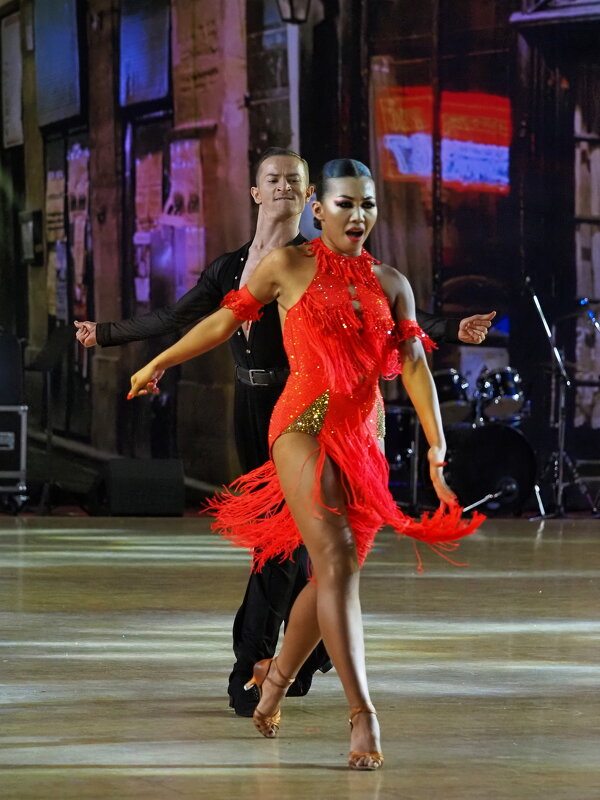 Латиноамериканские танцы. - Евгений Седов