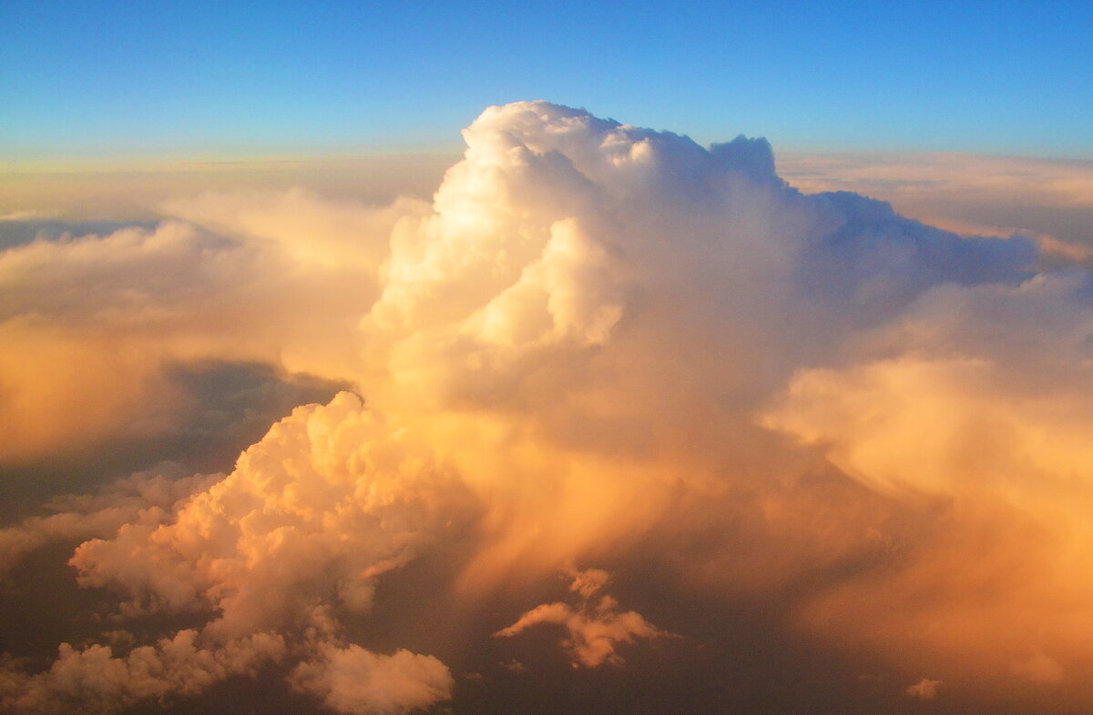 Над Крымом. - Юрий Гилёв