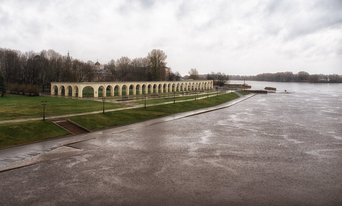 Дождливый день.. - Лилия . Дождливый день.. - Лилия .
