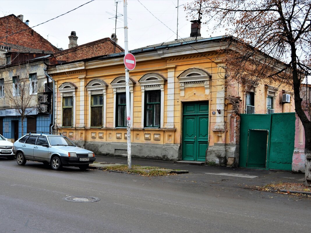 Ростов-на-Дону. Жилой дом П. Тусузовой. - Пётр Чернега