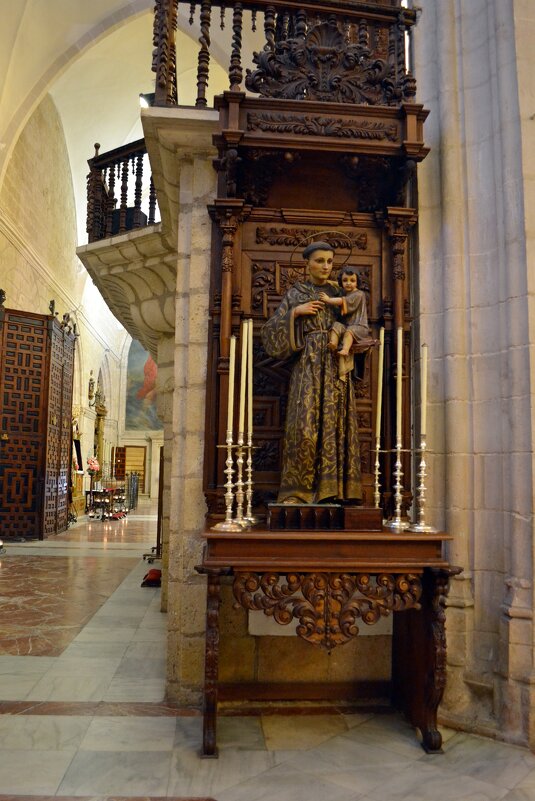 В соборе Ронды - Ольга В соборе Ронды - Ольга