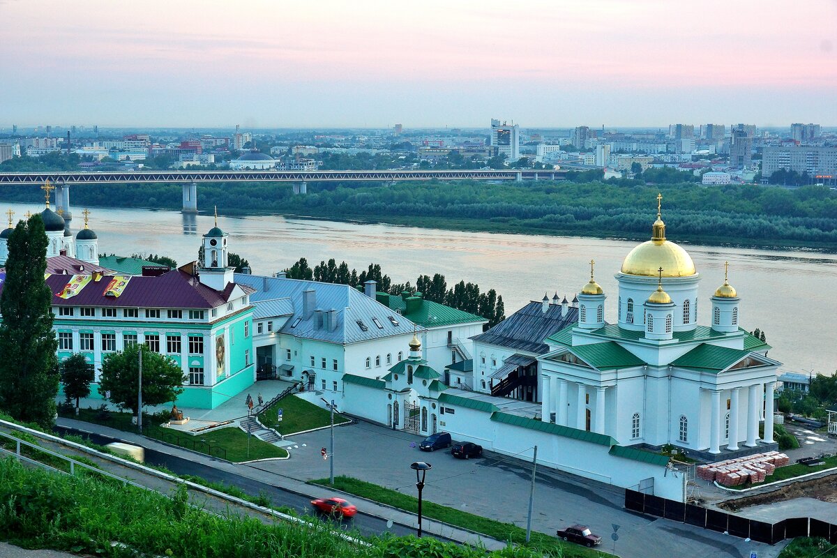 ЗАКАТ В НИЖНЕМ НОВГОРОДЕ - АЛЕКСАНДР 