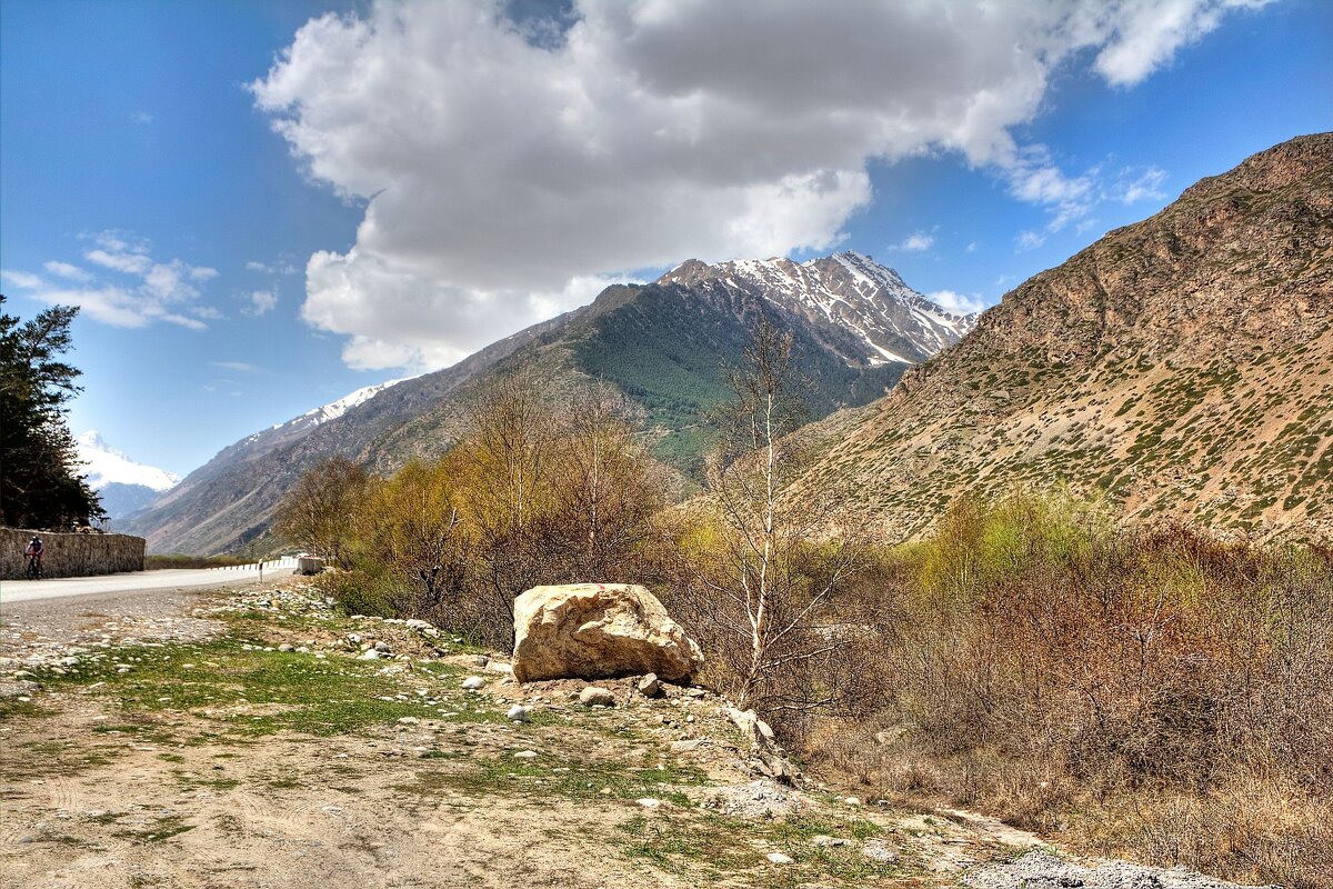 По дороге к заснежинам горам - Константин 