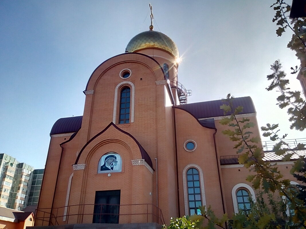 Луч  Солнца. Купола Храма. - Георгиевич 