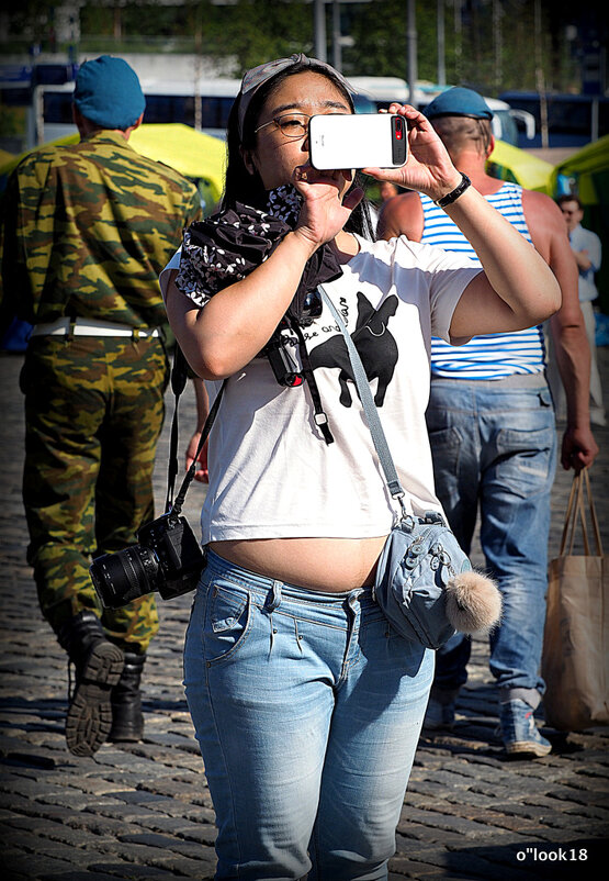 девичьи лики вот так - Олег Лукьянов девичьи лики вот так - Олег Лукьянов