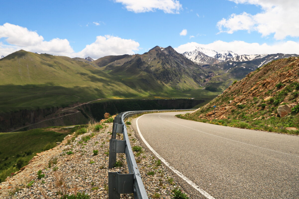 Путешествие в урочище Джилы-Су. - Ирина Нафаня Путешествие в урочище Джилы-Су. - Ирина Нафаня