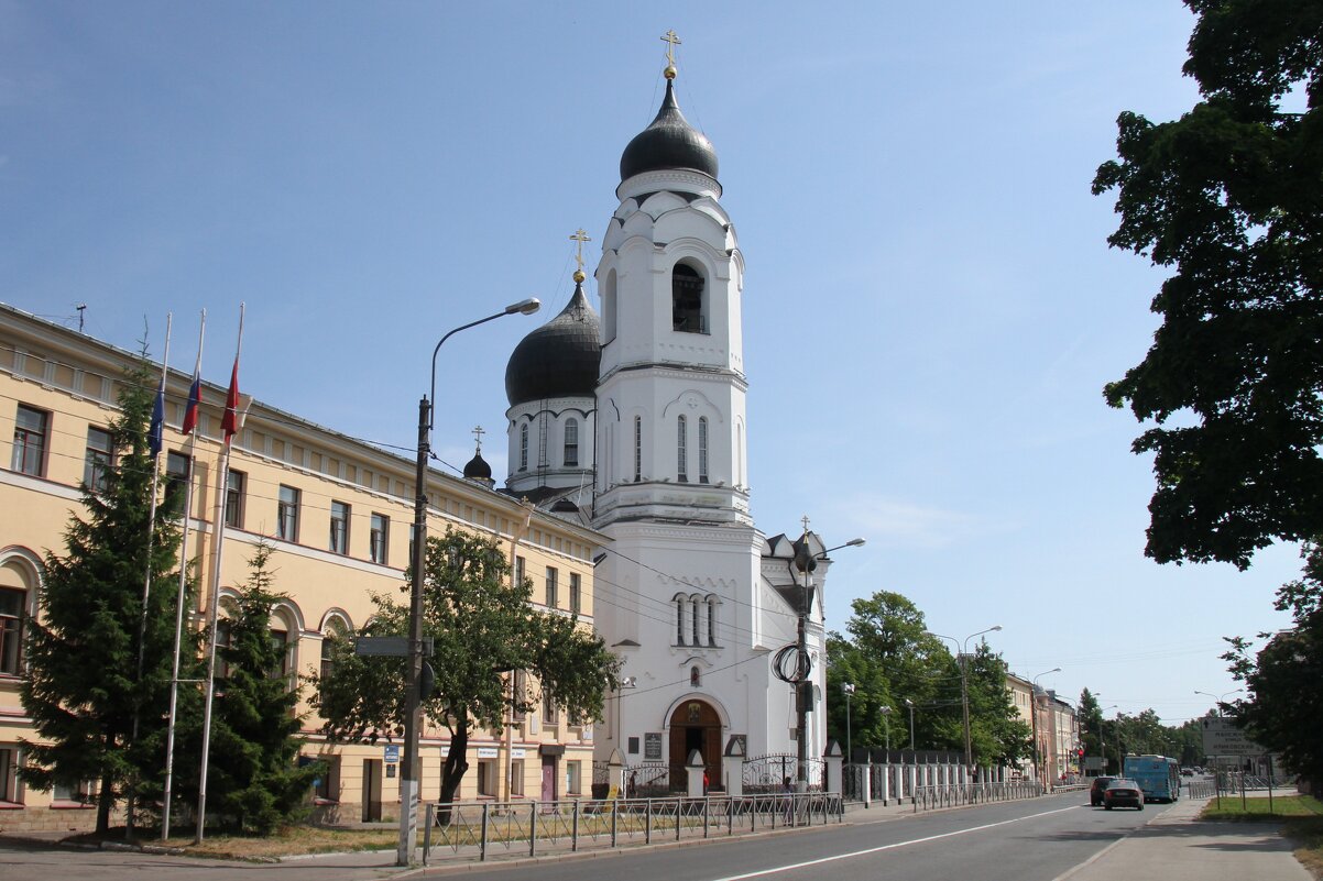 Ораниенбаум.(г. Ломоносов). Церковь Святого Михаила. - Евгений Шафер