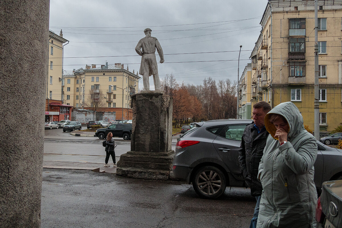 *** - Валерий Михмель 