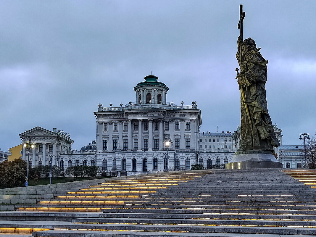 Дом Пашкова, г. Москва - Георгий А