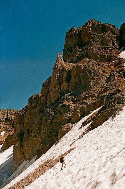 ПО ВЫСОКИМ ГОРАМ, к перевалу. - Виктор Осипчук ПО ВЫСОКИМ ГОРАМ, к перевалу. - Виктор Осипчук