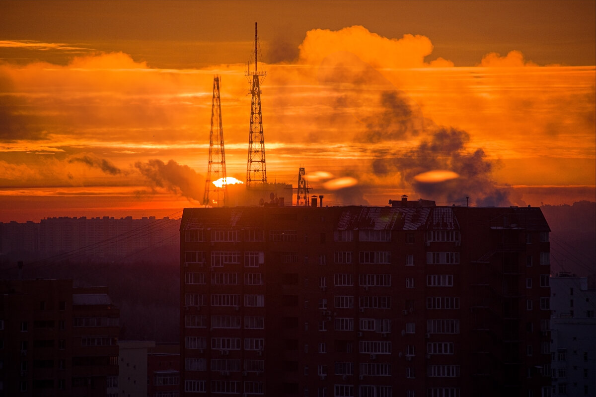 Городской закат. - Валерий Пославский Городской закат. - Валерий Пославский