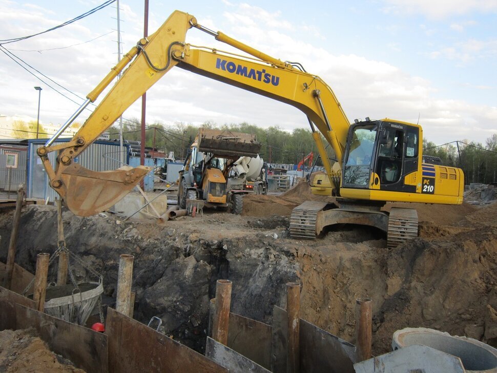 На стройке - Дмитрий Никитин На стройке - Дмитрий Никитин