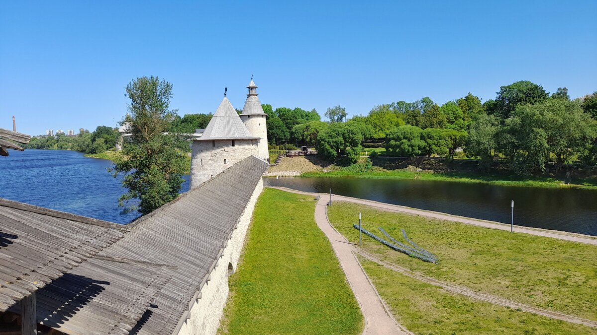 Псковский Кремль - Зоя Чария