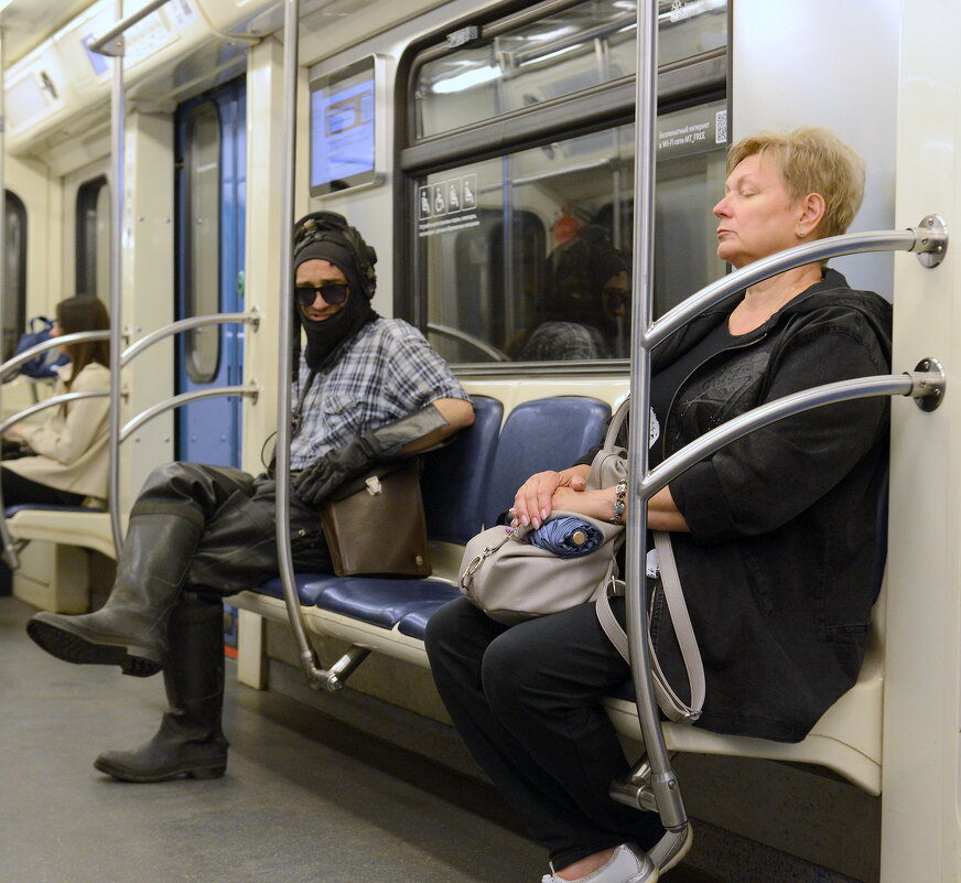 . - Алексей Неустроев . - Алексей Неустроев