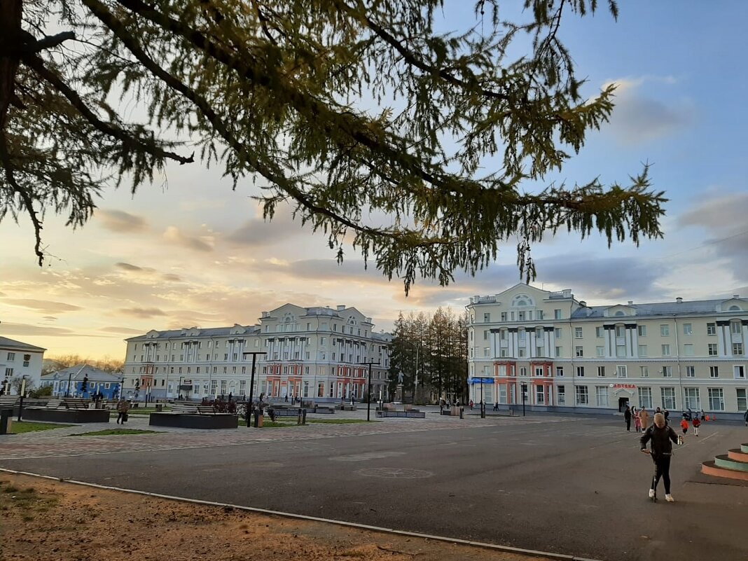 Городская площадь в Североуральске - Алевтина 