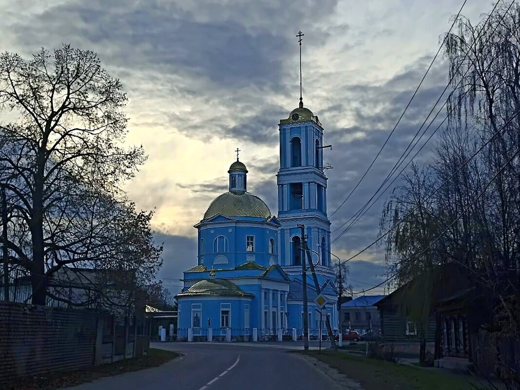 Осень в городе. - Михаил Столяров Осень в городе. - Михаил Столяров