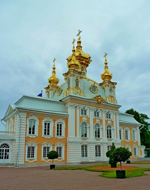 ПЕТЕРГОФ, прогулка. - Виктор Осипчук