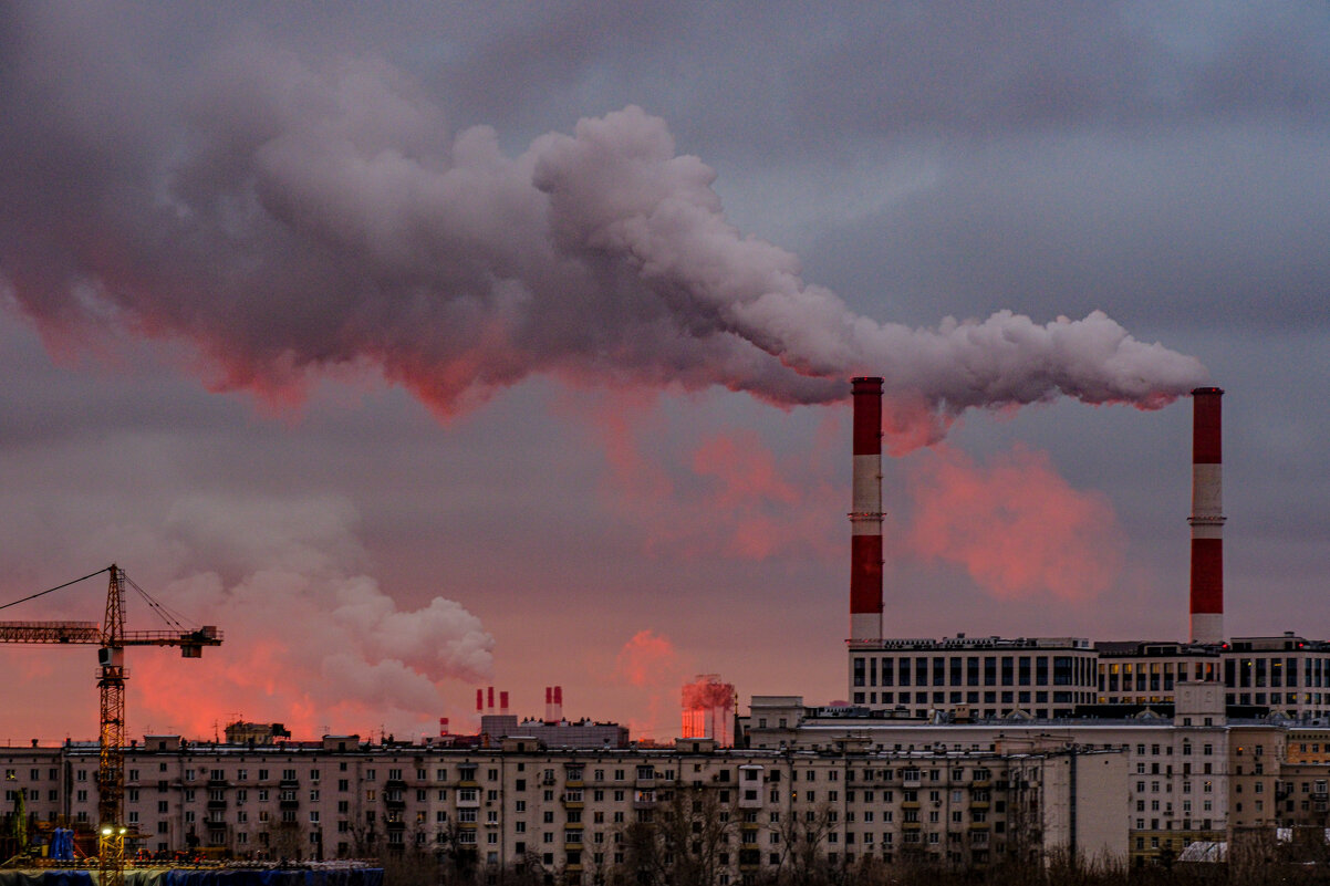 Огненный восход в Москве - Георгий А