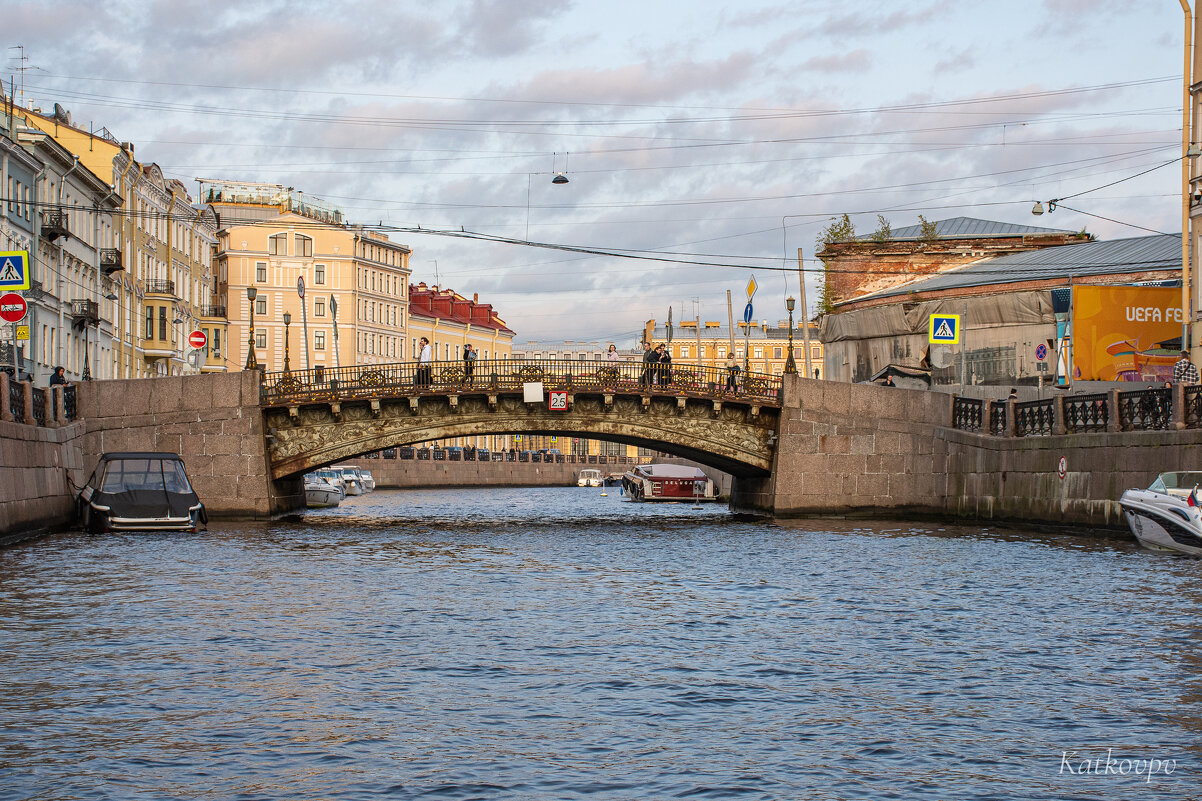 Речная прогулка. Большой Конюшенный мост - Павел Катков