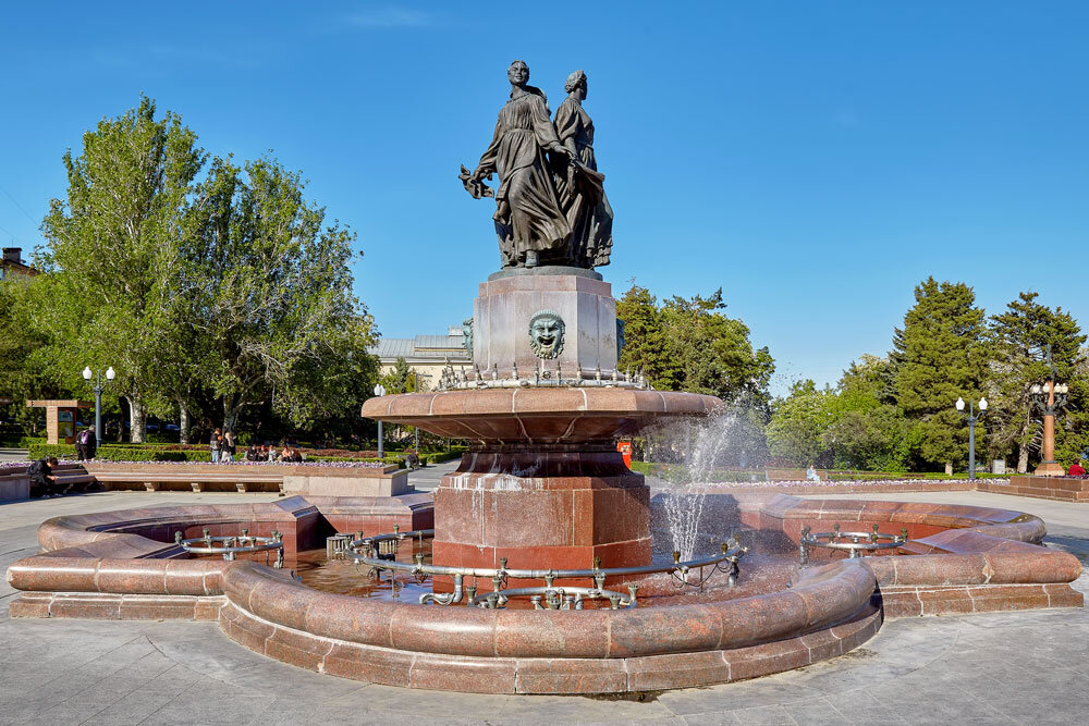 Волгоград. Городские достопримечательности. - Николай Николенко