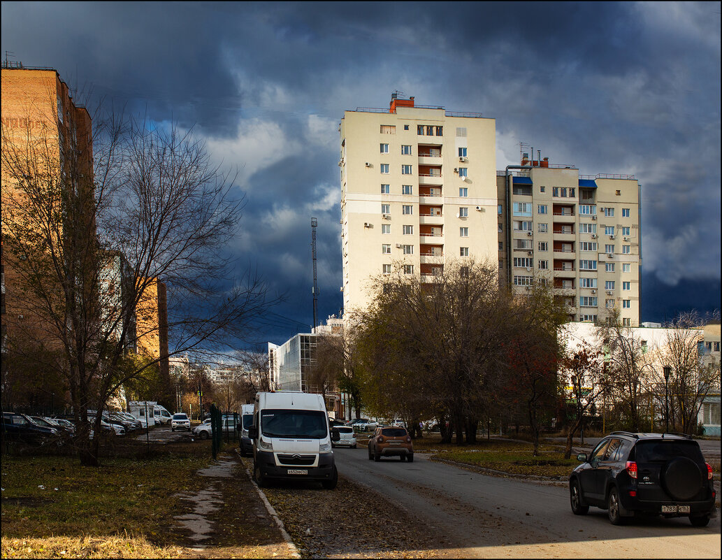 Небо над Самарой - Александр Тарноградский