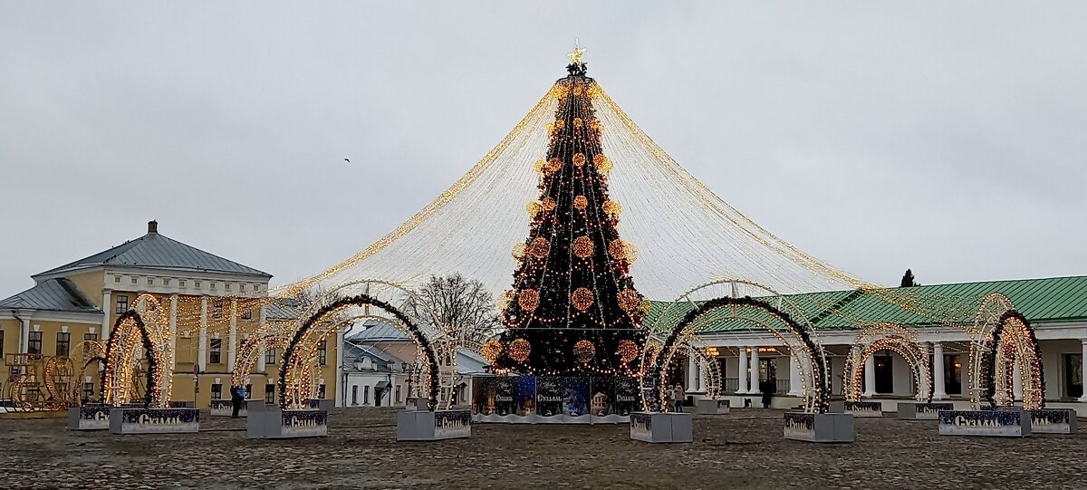 Скоро будет праздник.01.12.2024 - Елена Виноградова