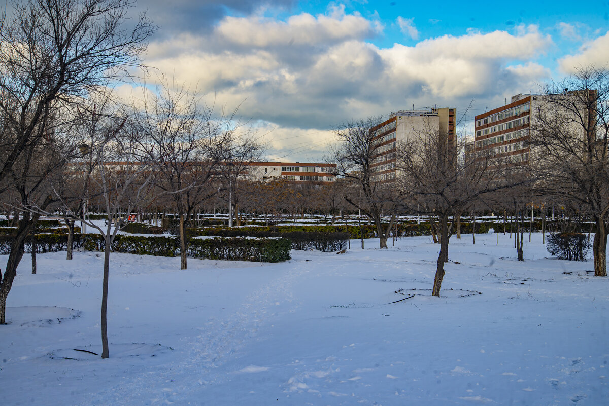 Актау - Анатолий Чикчирный Актау - Анатолий Чикчирный