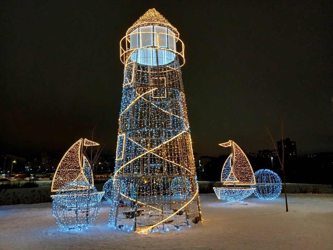 Новогодняя композиция на Ольховой. - Лия ☼