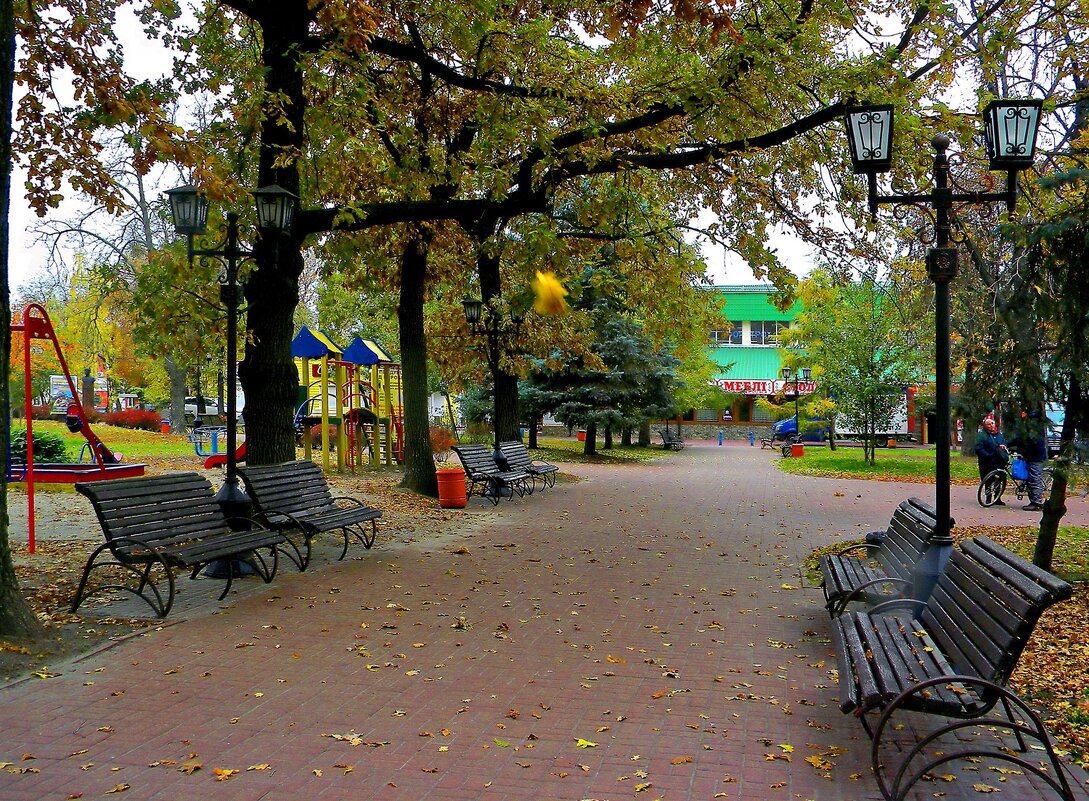 Осень в городе - Роман Савоцкий