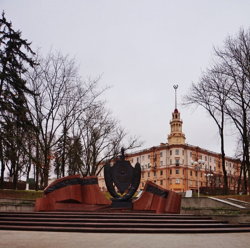 Памятник погибшим сотрудникам МВД в Минске - Nataly St. 