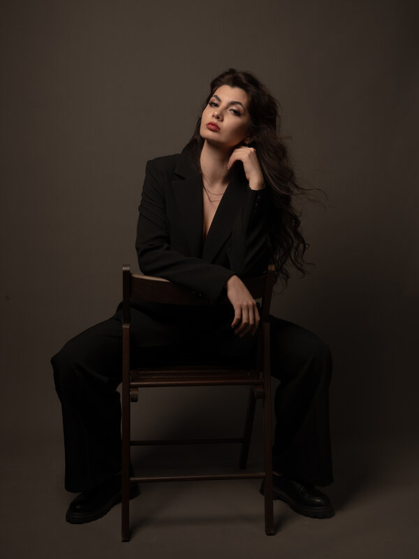 Студийный портрет Юлии - Максим Студийный портрет Юлии - Максим