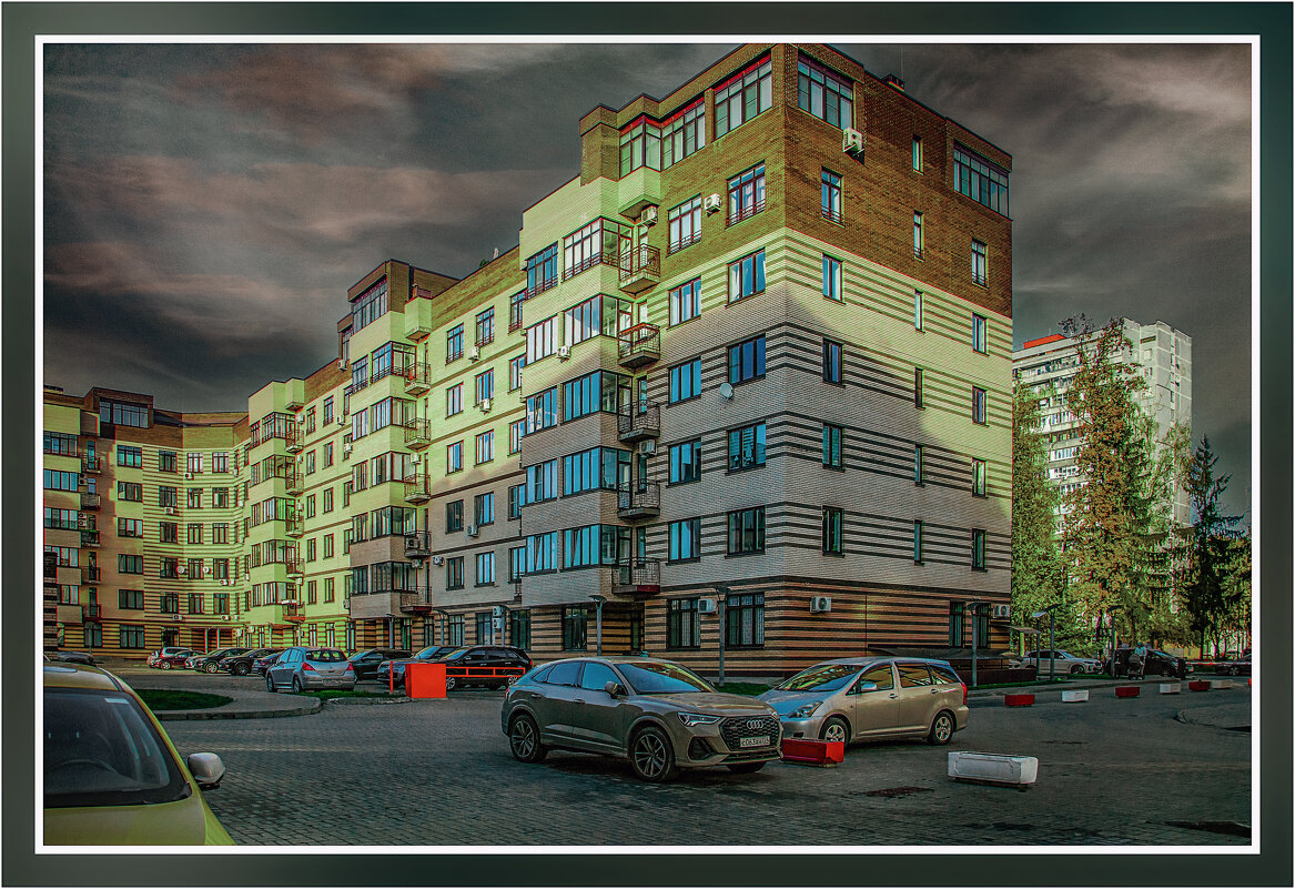 Из серии НОВАЯ МОСКВА - Владимир Кроливец Из серии НОВАЯ МОСКВА - Владимир Кроливец