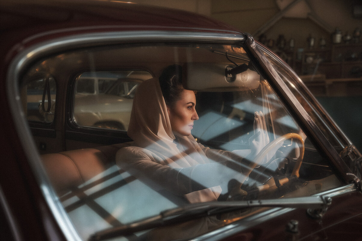 ---- - Ant Glazychev