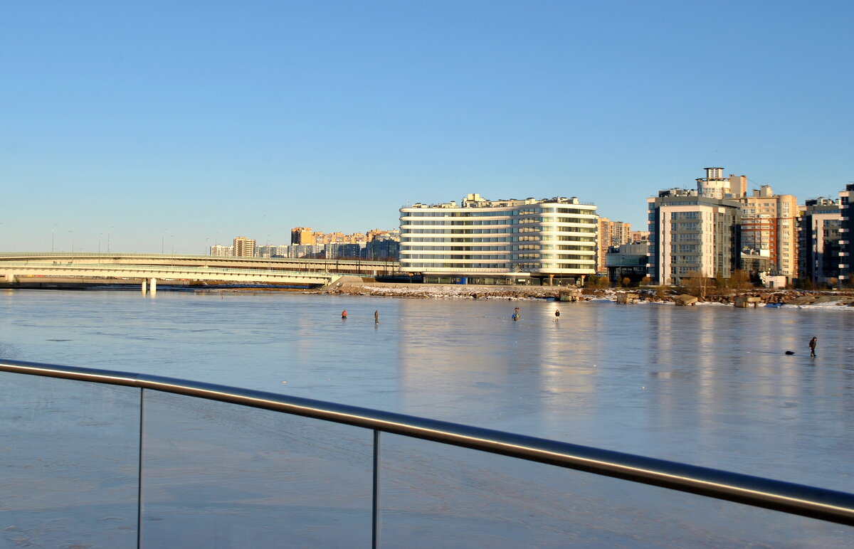 Городской пейзаж с рыбаками - AleksSPb Лесниченко Городской пейзаж с рыбаками - AleksSPb Лесниченко