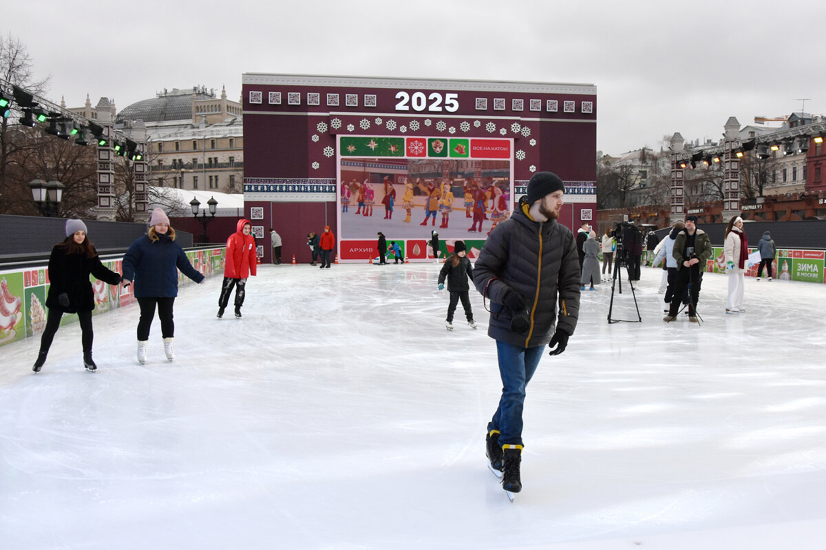 Новогодняя Москва. На катке. - Наташа ***** Новогодняя Москва. На катке. - Наташа *****
