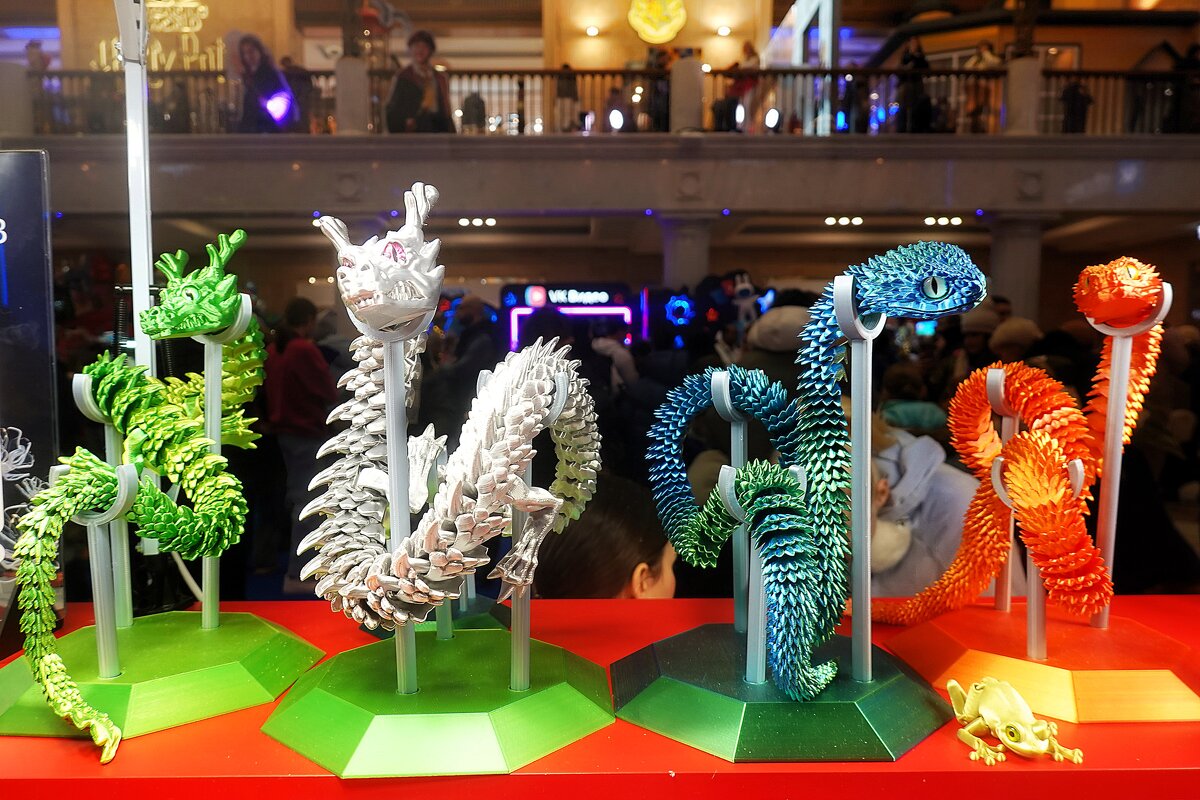 Наступает позитивный двадцать пятый год Змеиный! - Татьяна Помогалова Наступает позитивный двадцать пятый год Змеиный! - Татьяна Помогалова