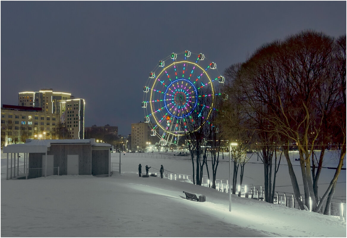 Город зажигает огни - Валентин Котляров