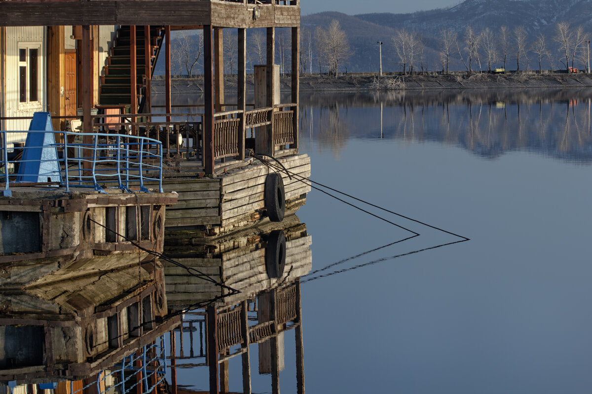 * - Александр Лисовский