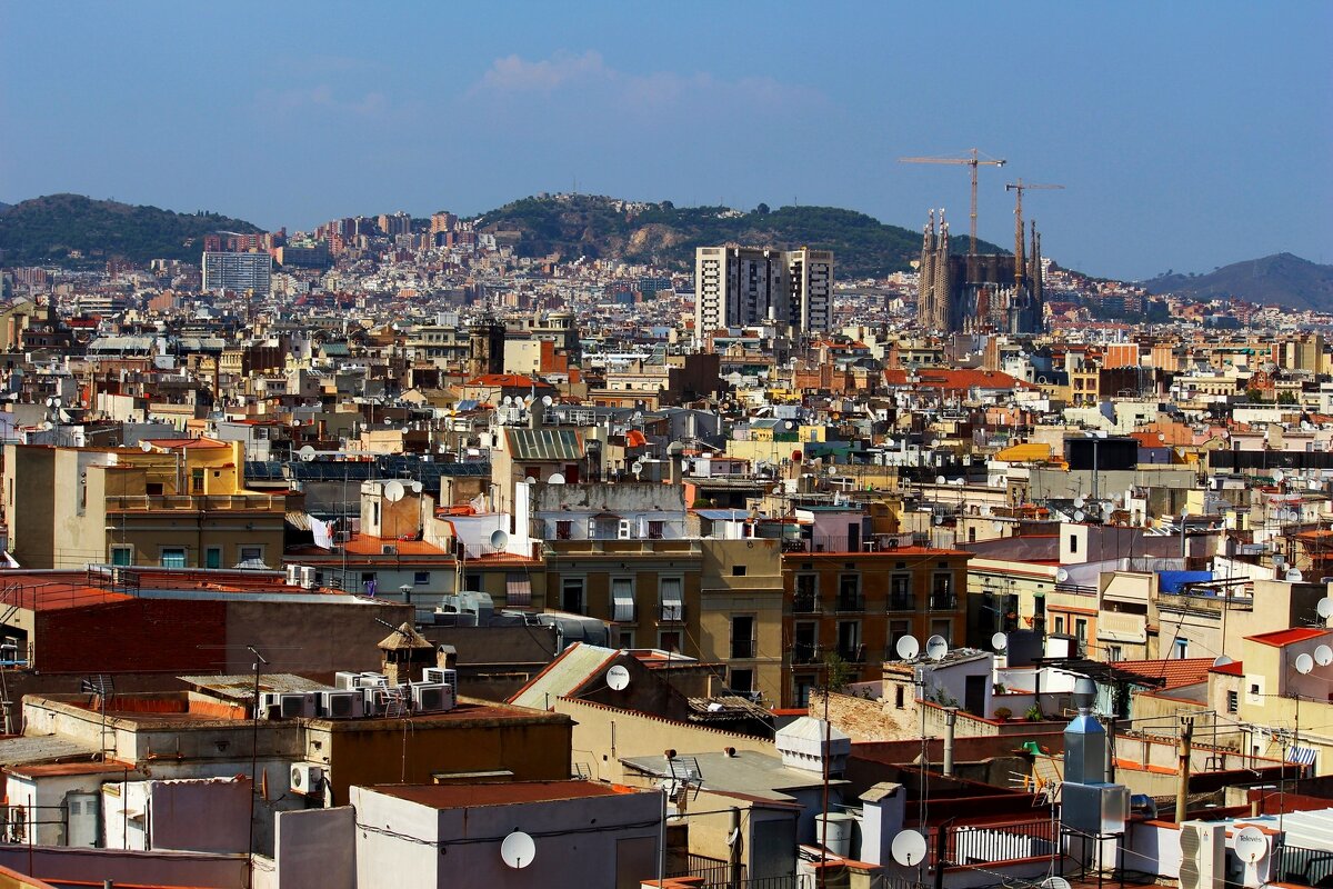 Пролетая как-то над Барселоной.. - Юрий. Шмаков Пролетая как-то над Барселоной.. - Юрий. Шмаков