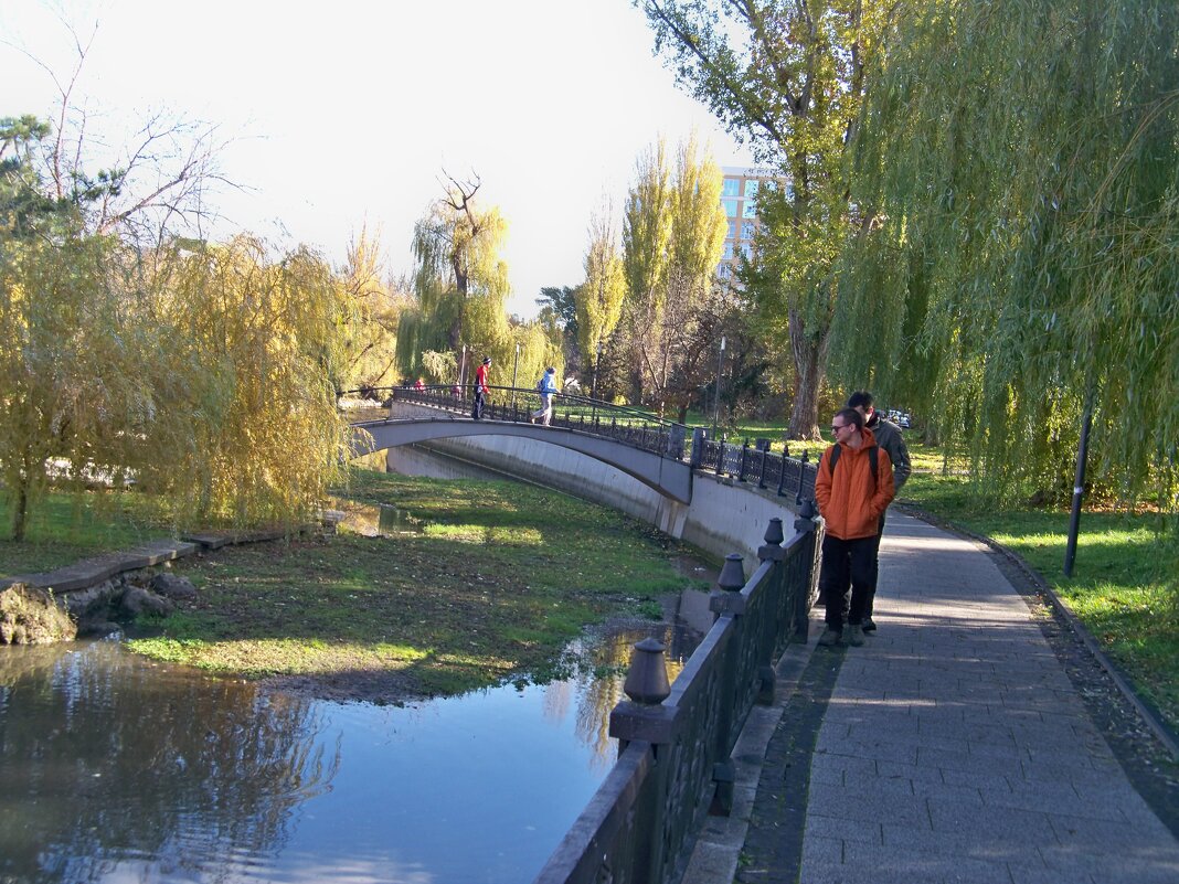 Набережная  Салгира - Валентин Семчишин