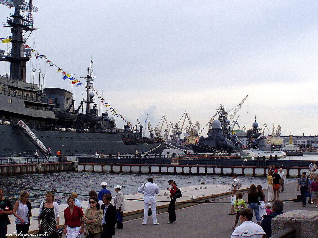 День ВМФ на Неве... - vadim 