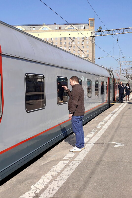 Лишь два слова на прощание... - Валерий Судачок