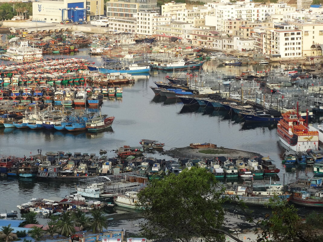 Стояночка, Санья, Хайнань, Китай - svk * Стояночка, Санья, Хайнань, Китай - svk *