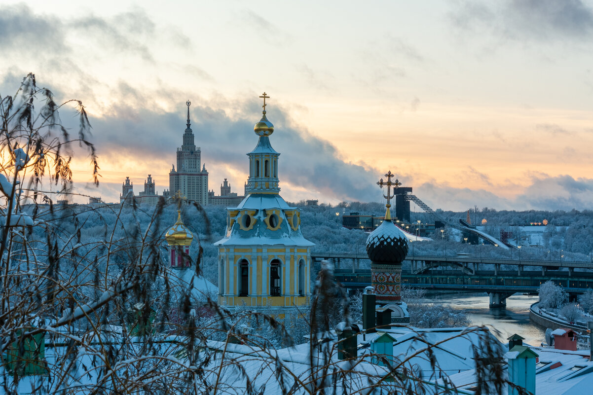 Закат на смотровой у РАН. - Alexandr Gunin Закат на смотровой у РАН. - Alexandr Gunin