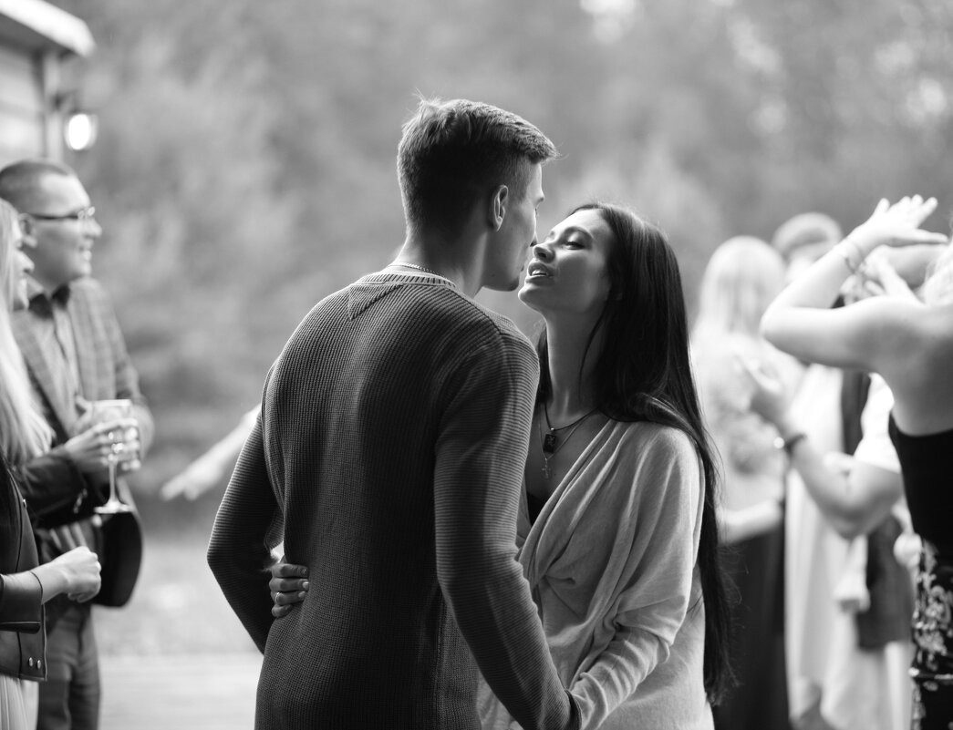 ..ну поцелуй же меня... - Вячеслав Владимирович