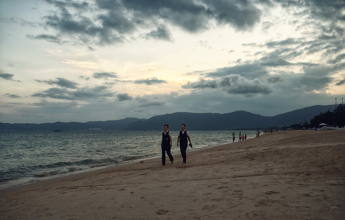 Вечер на Южно-Китайском море - Лилия . Вечер на Южно-Китайском море - Лилия .