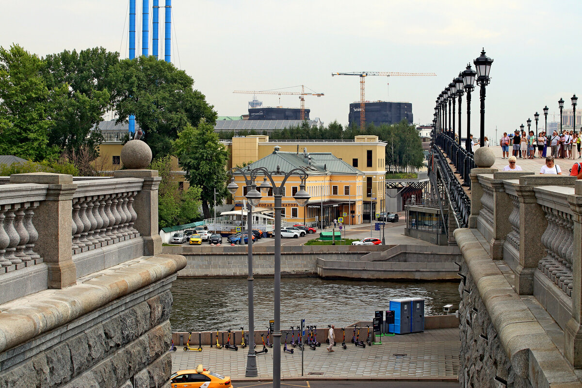 Патриарший мост - Игорь Белоногов Патриарший мост - Игорь Белоногов