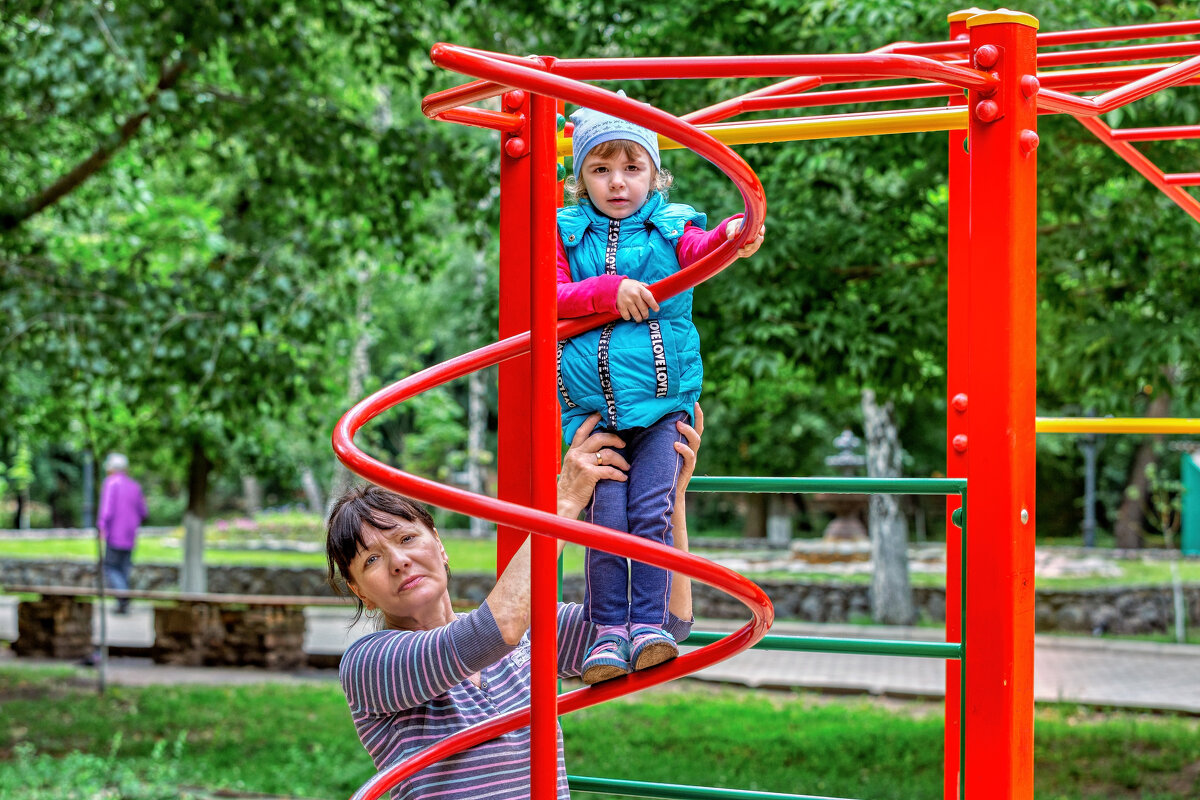 В парке - валера36 . В парке - валера36 .